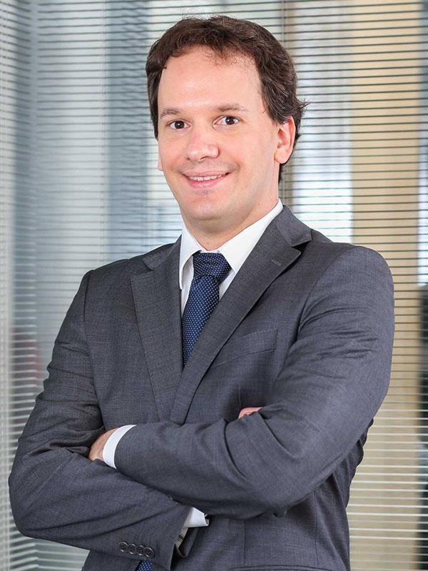 GUILHERME BARZAGHI HACKEROTT